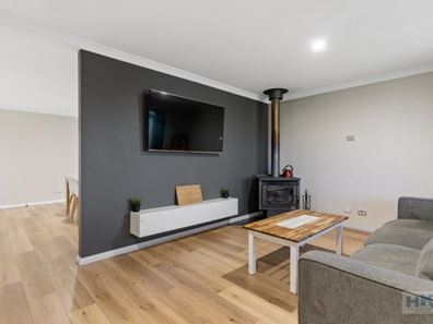 18 Bendora Turn, Ellenbrook WA 6069