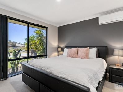 18 Bendora Turn, Ellenbrook WA 6069