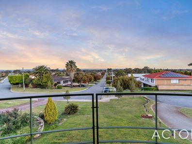 11 Capri Place, Dianella WA 6059