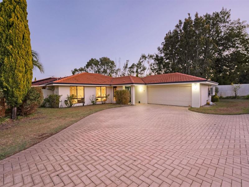 2 Lakeshore Close, Ballajura