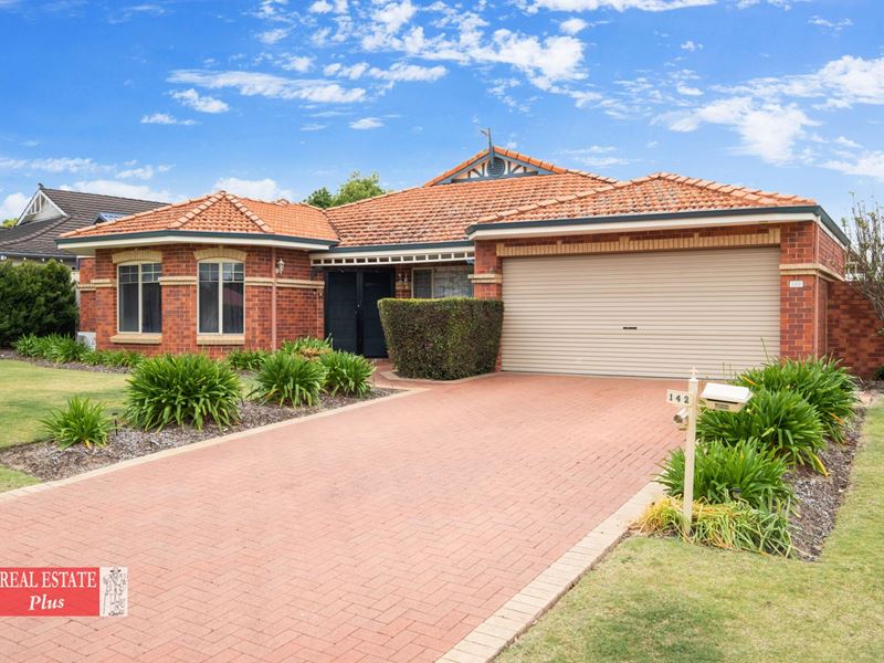 142 Lakeside Drive, Helena Valley