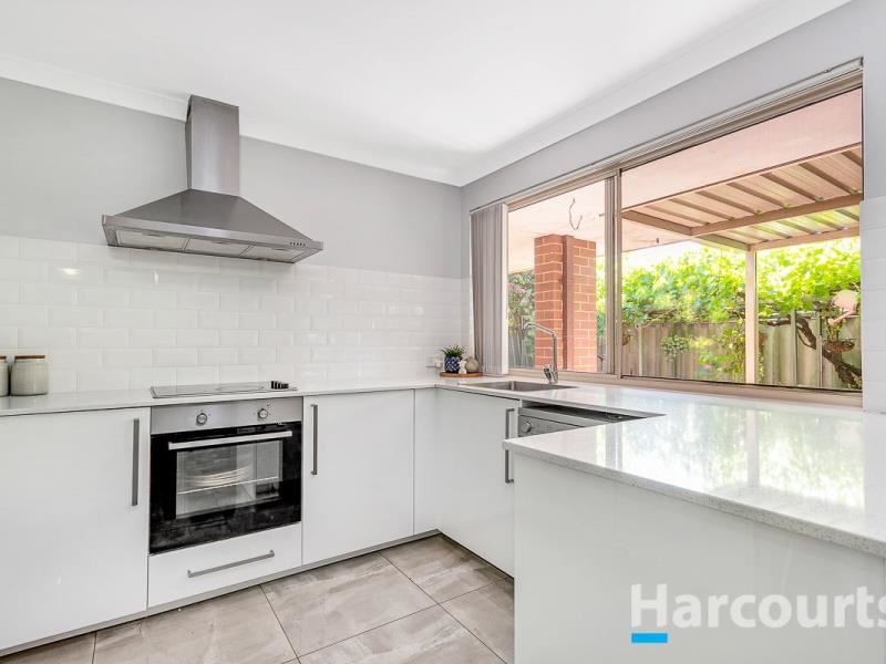 12 Parakeelya Road, Banksia Grove