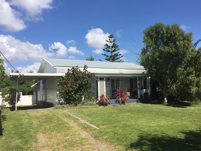 101 Kent Street, Rockingham WA 6168