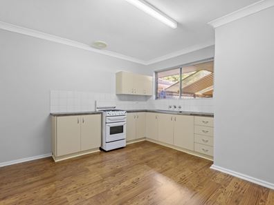 7B Rhyl Place, Langford WA 6147