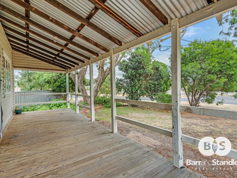 8 Sutton Street, Waroona