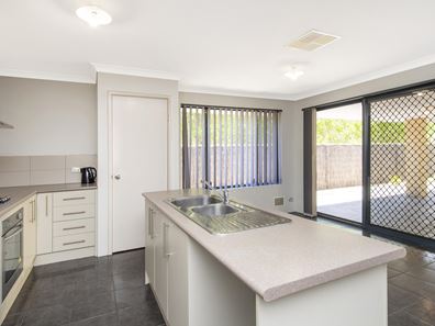 1 Wanderer Parkway, Baldivis WA 6171