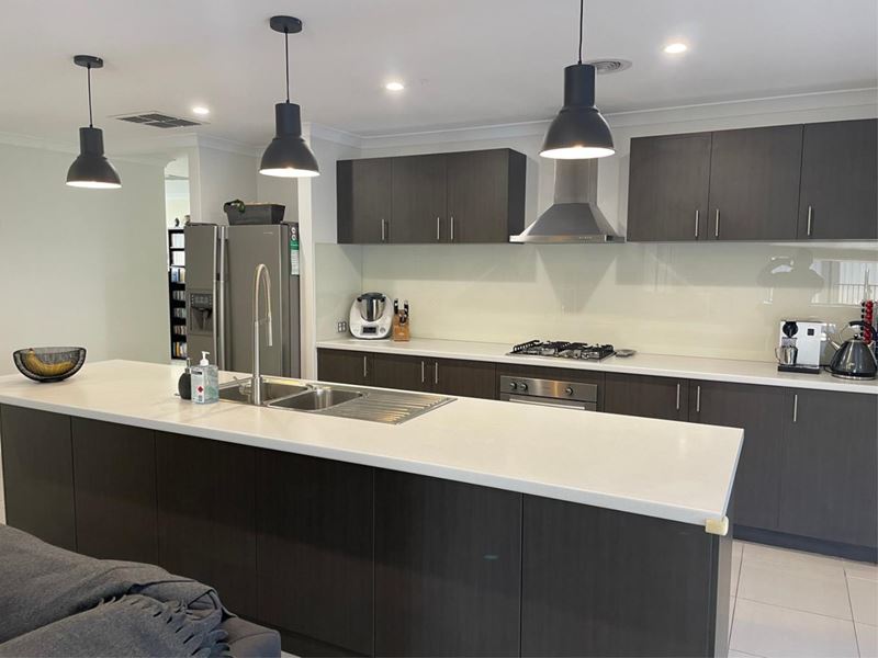 8 Pleasant Avenue, Piara Waters