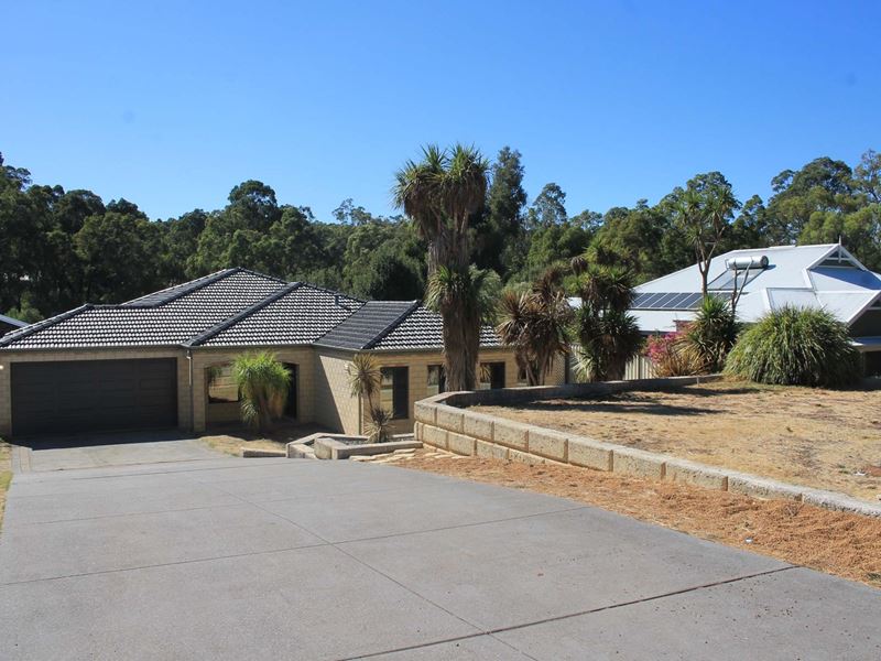 27 Yilgarn Street, Mundaring