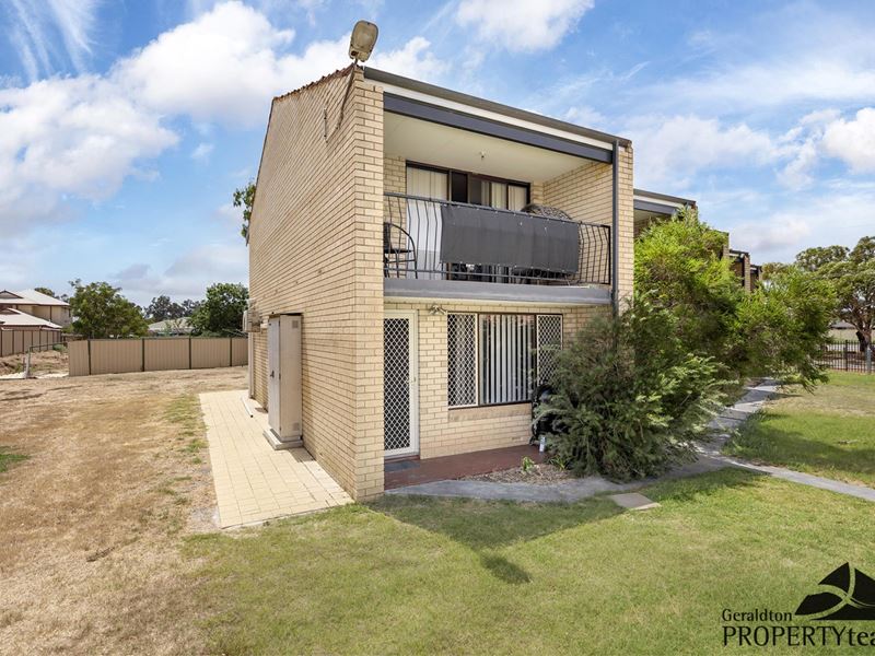 16/125 Railway Street, Bluff Point