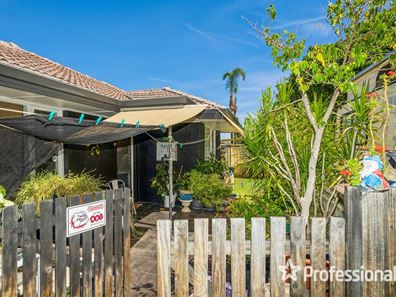 22 Felpham Street, Balga WA 6061