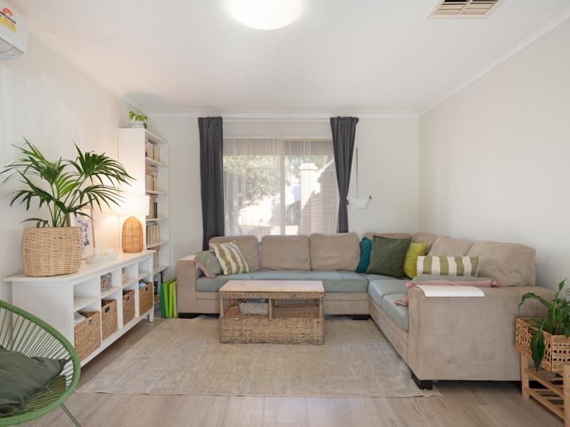 1/312 Grand Promenade, Dianella WA 6059