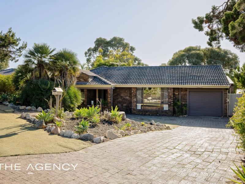 8 Captain Court, Heathridge