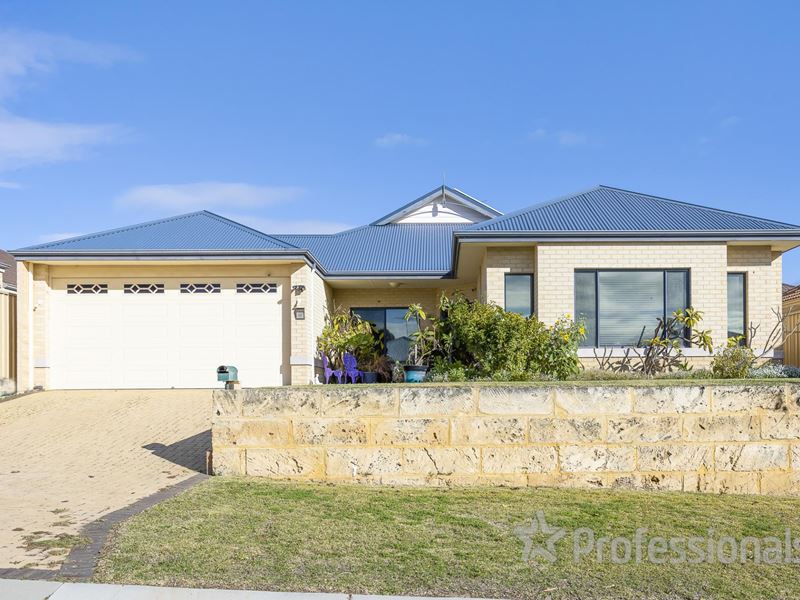 11 Llewellyn Way, Two Rocks