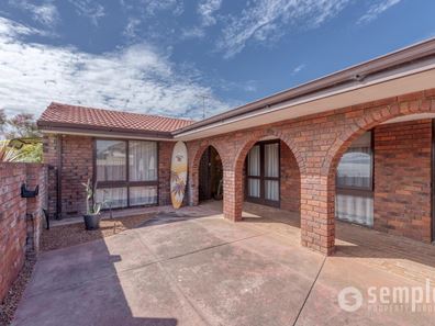 4 Calm Court, Safety Bay WA 6169