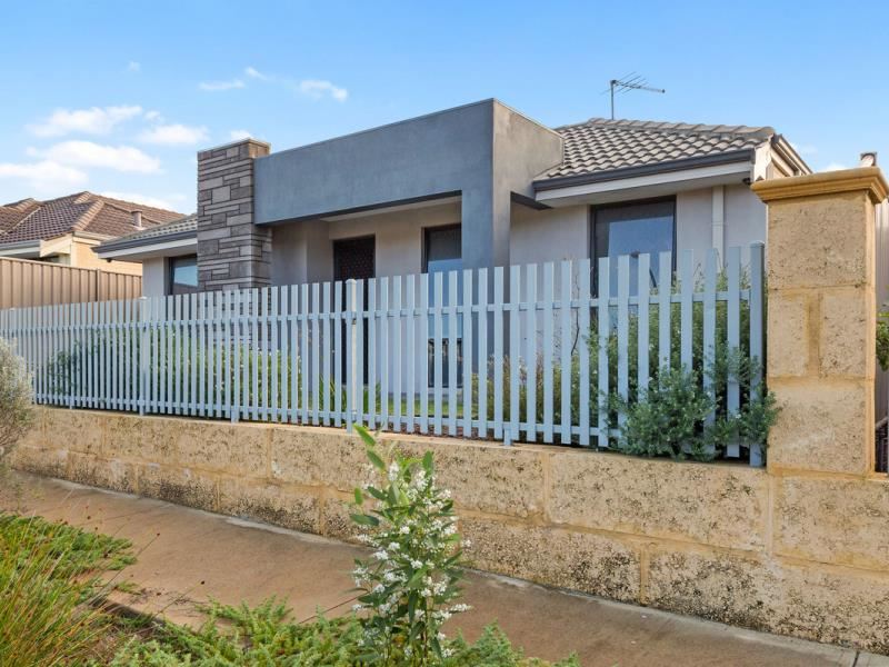 6 Rochdale Circle, Meadow Springs
