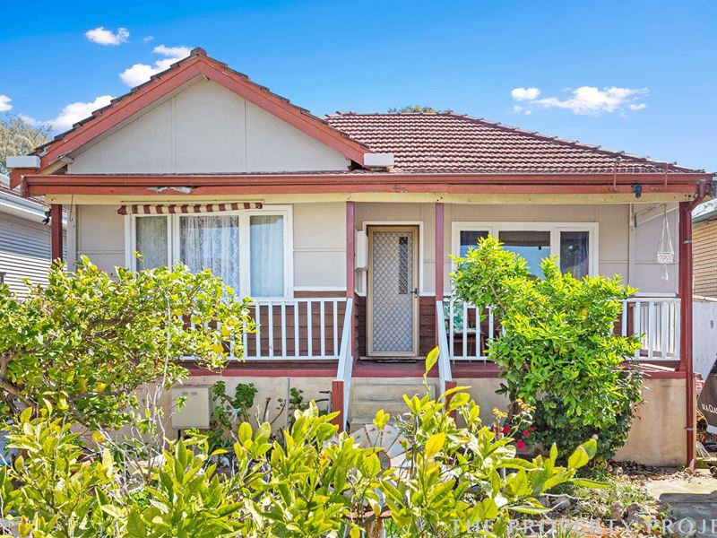 56 Kitchener Street, Trigg WA 6029