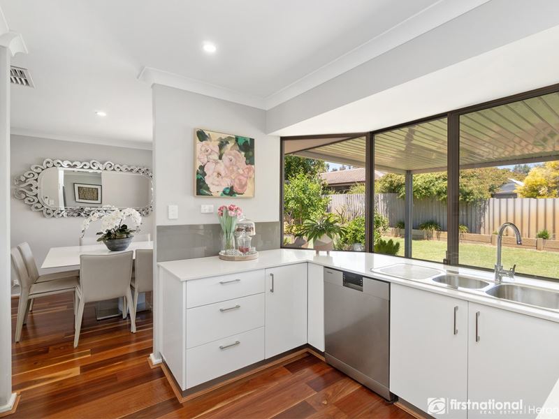 4 Calder Way, Bateman