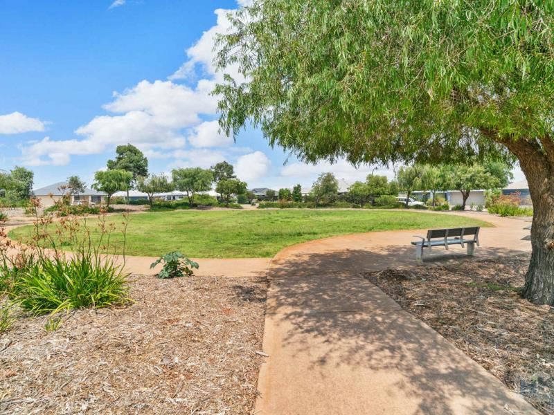 6 Hosnie Drive, Ellenbrook