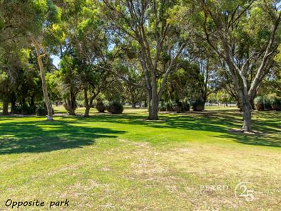 39 Castlereagh Circle, Port Kennedy WA 6172