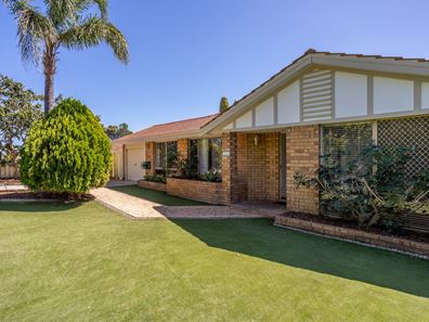 62 The Crest, Woodvale WA 6026