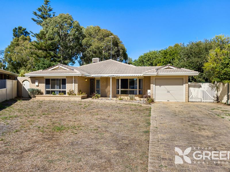 8 Torrens Place, Greenfields