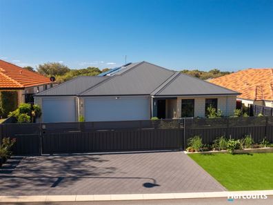 8 Possum Drive, Wannanup WA 6210