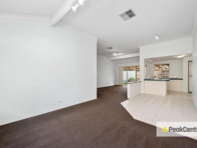 24 Freshwater Drive, Atwell WA 6164