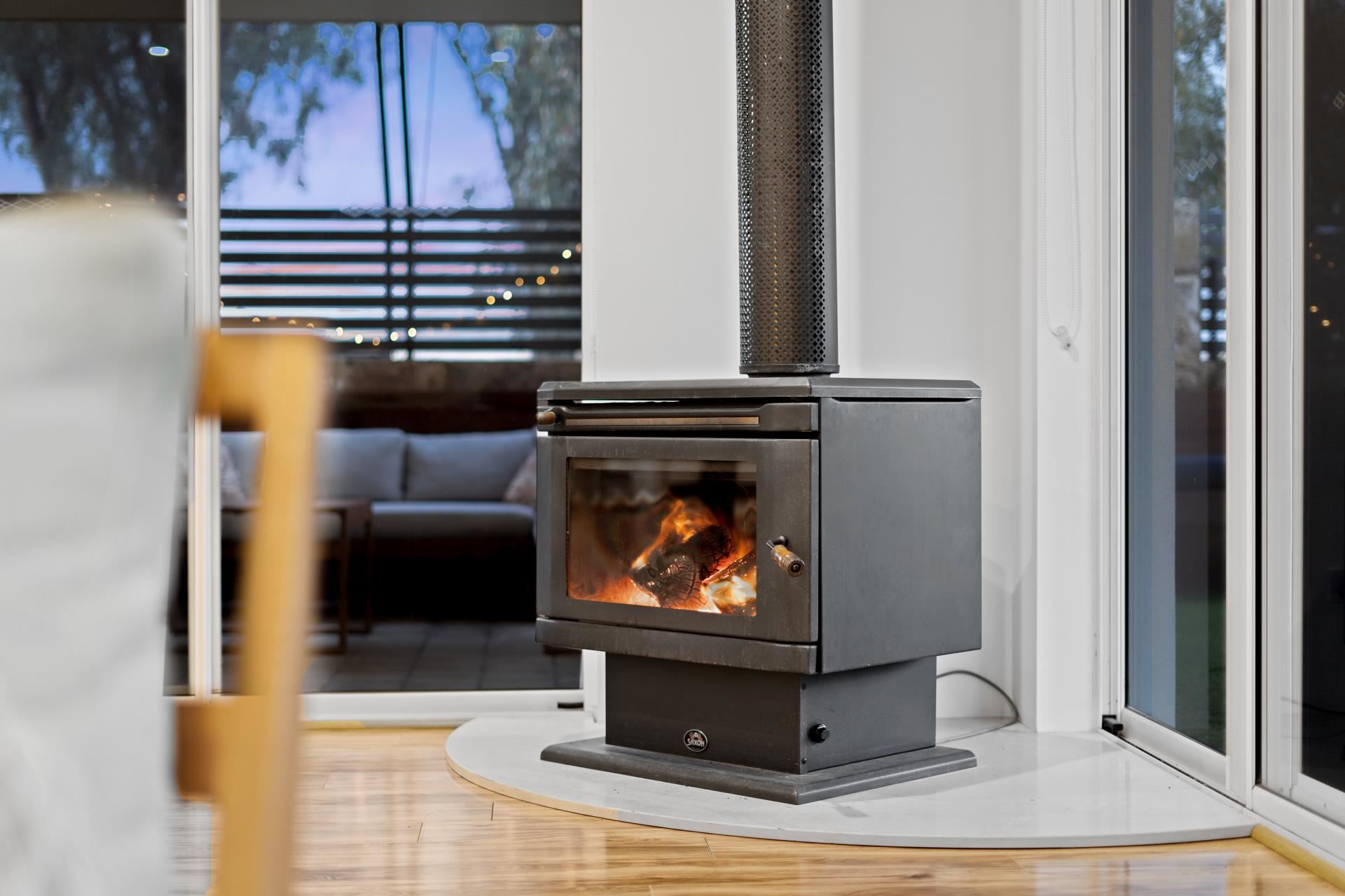 Saxon Blackwood Freestanding Wood Heater