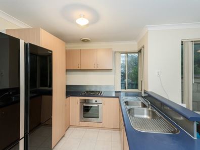 136 Wilmington Crescent, Balga WA 6061