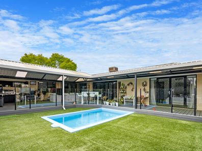11 Bexley Street, Gosnells WA 6110