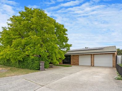 11 Bexley Street, Gosnells WA 6110