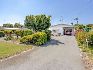 12 Riverview Street, Coodanup WA 6210