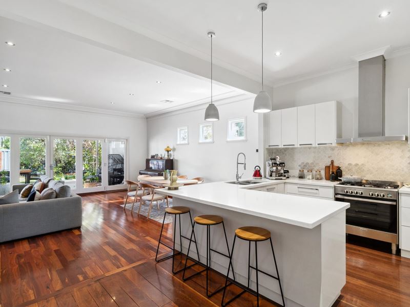 1 Piaggio Court, Bayswater