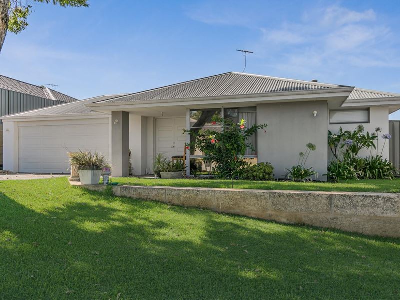 10 Pennine Way, Wellard WA 6170