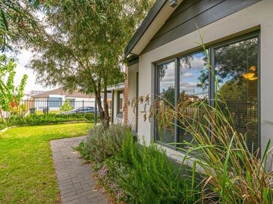 2 Ortega Lane, Caversham WA 6055