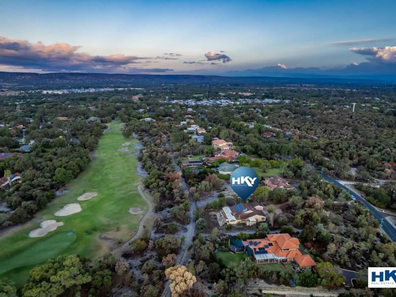 54 Cardinal Drive, The Vines