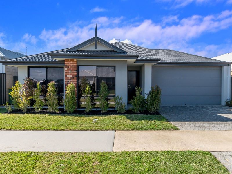 18 Hamsterley Way, Hilbert