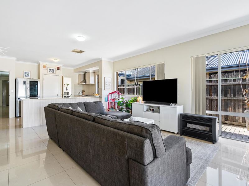 24 Windjana Pass, Ellenbrook