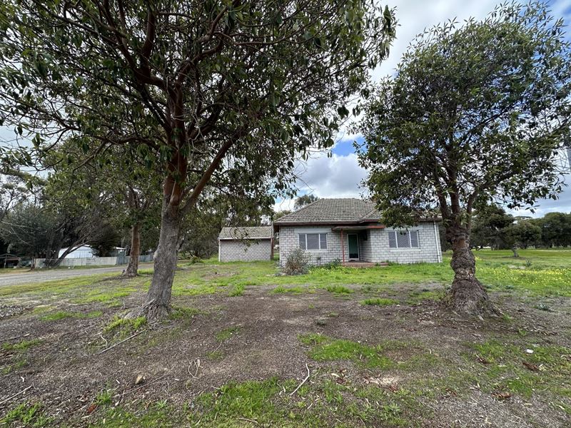 25 Dijon Street, Katanning WA 6317