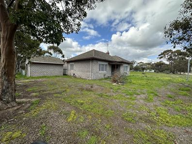 25 Dijon Street, Katanning WA 6317