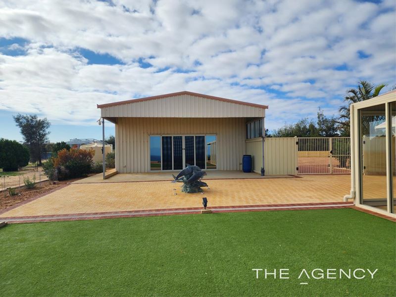 11 Explorer Avenue, Kalbarri WA 6536