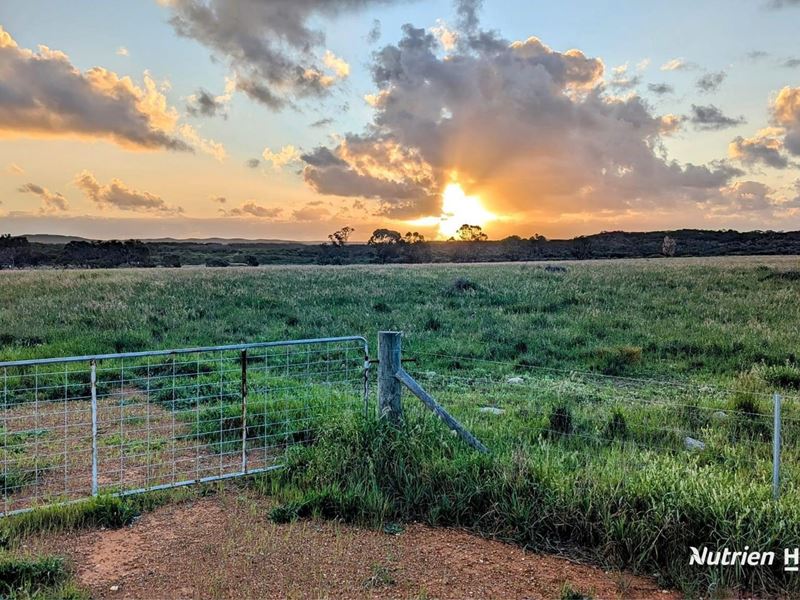 Lot 6 Ledge Point, Ledge Point WA 6043