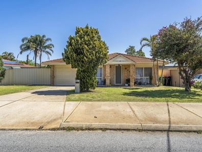 114 Lowanna Way, Armadale WA 6112