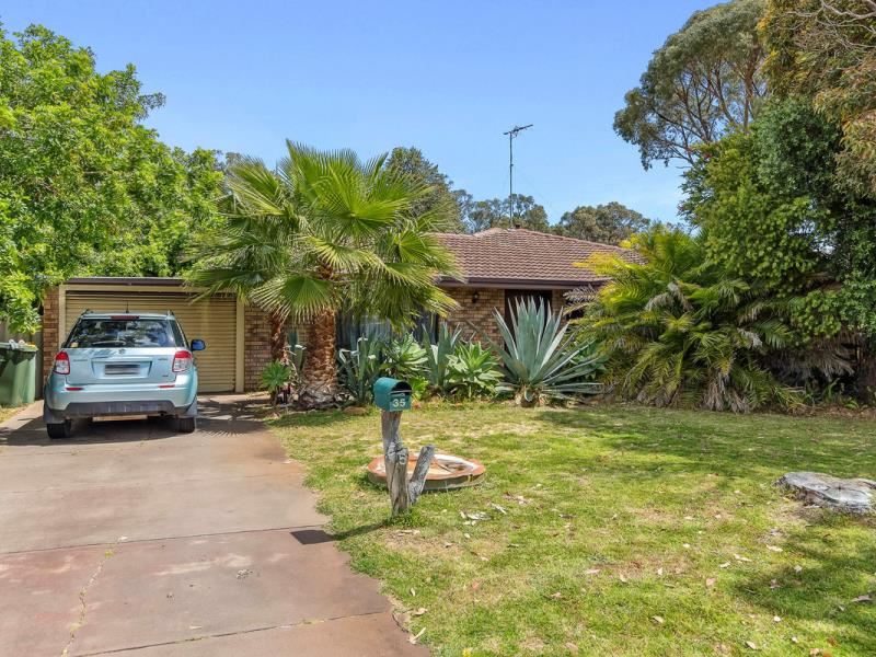 35 Kookerbrook Street, Dudley Park WA 6210