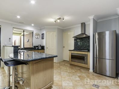 12 Negresco Turn, Currambine WA 6028