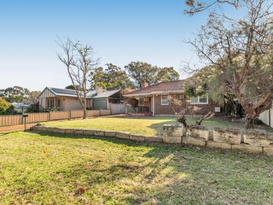 19 Arnott Court, Kelmscott WA 6111