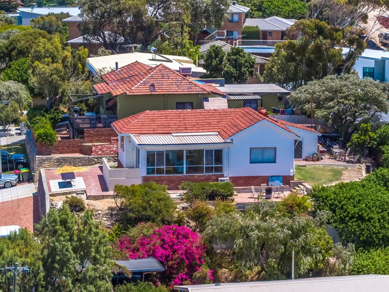 40 Southbourne Street, Scarborough WA 6019