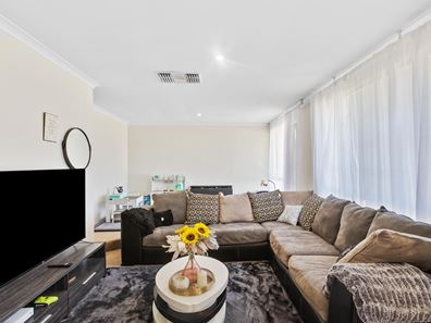 5 Wilcannia Elbow, Currambine WA 6028