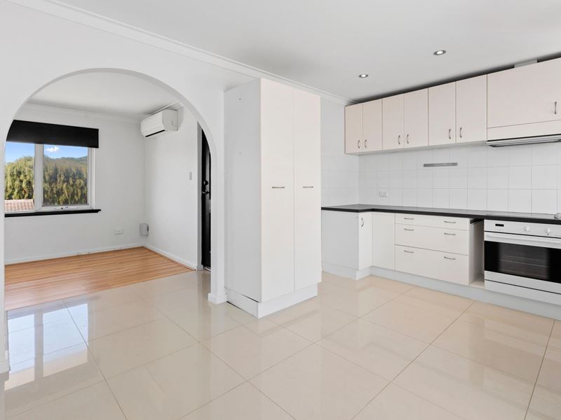 4/6 Talbot Avenue, Como