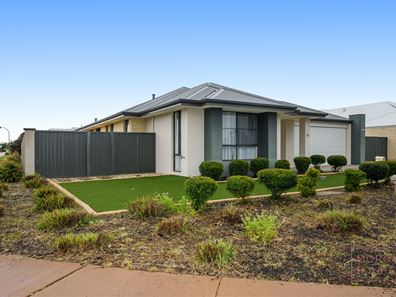 83 Pineroo  Terrace, Ellenbrook WA 6069